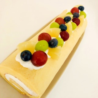 フルーツロールケーキ